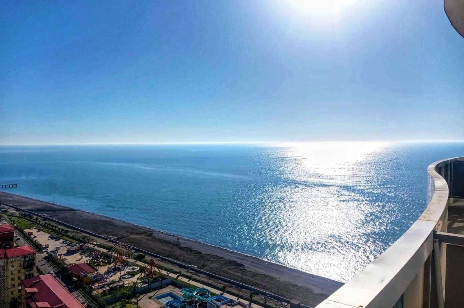Пентхаус ApArt Del Mar с панорамным видом Батумі Екстер'єр фото