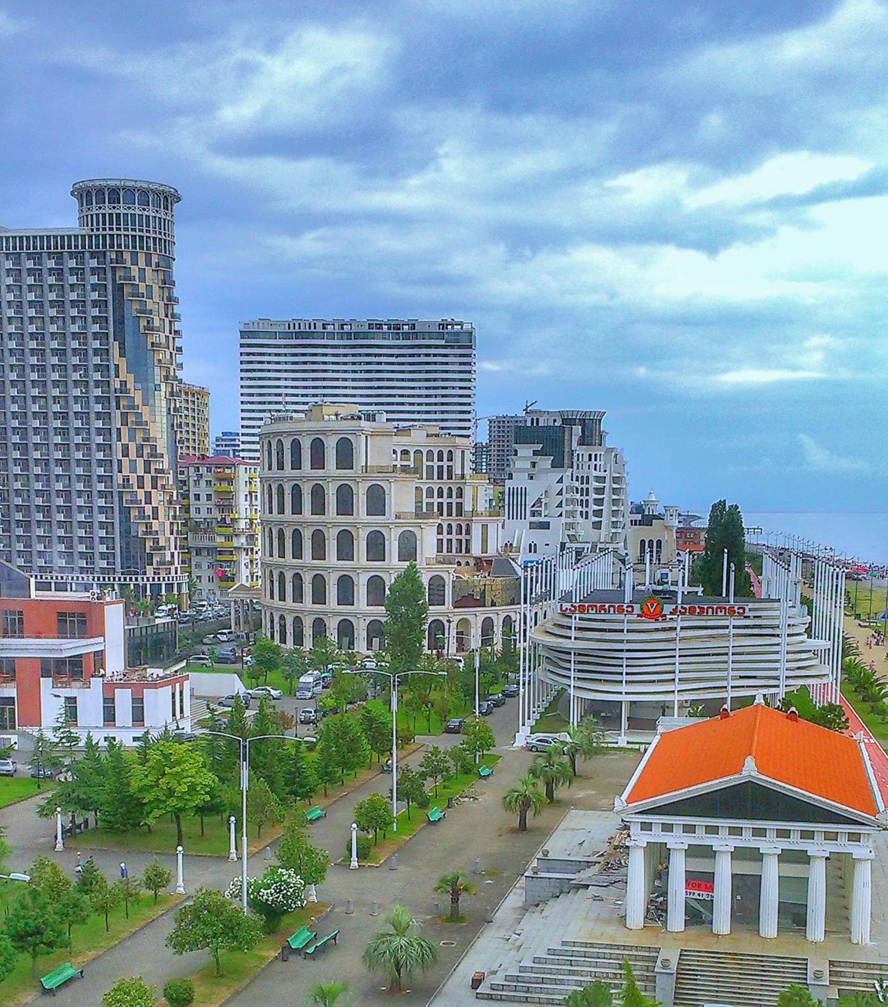 Пентхаус ApArt Del Mar с панорамным видом Батумі Екстер'єр фото