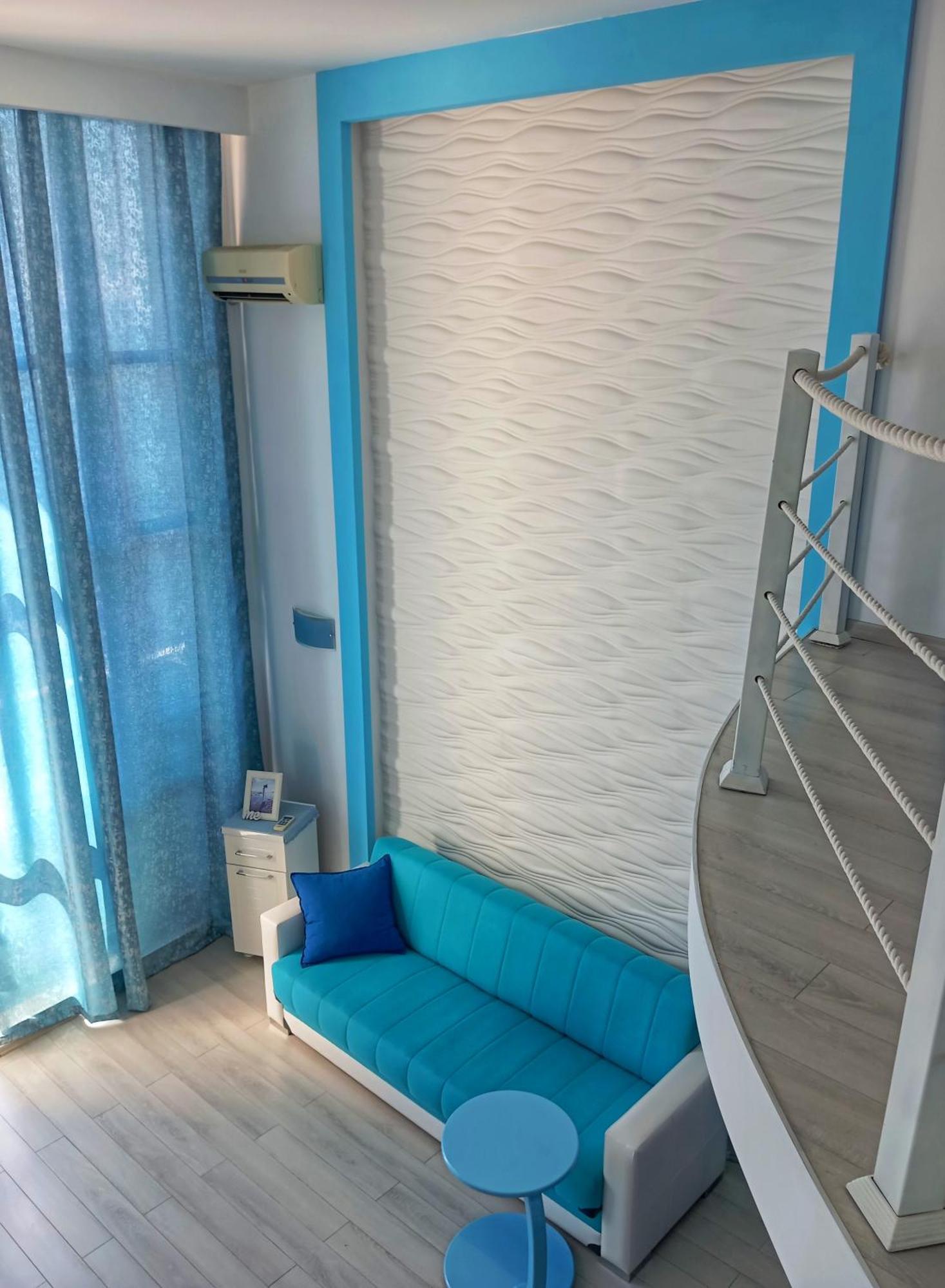 Пентхаус ApArt Del Mar с панорамным видом Батумі Номер фото